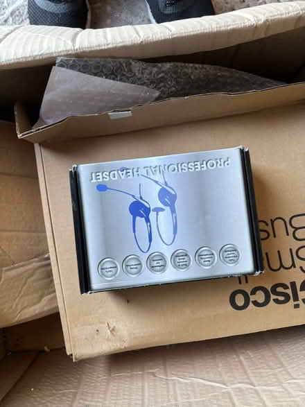 Photo of free 2 Cisco phones plus headset (SK17 Buxton) #3