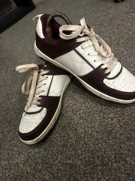 Photo of free White/Burgundy Sneakers (Hatfield AL10) #1