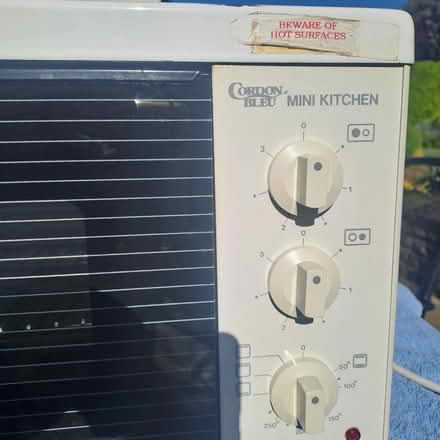 Photo of free Mini electric oven with grill and two hobs (Rushcliffe NG2) #2