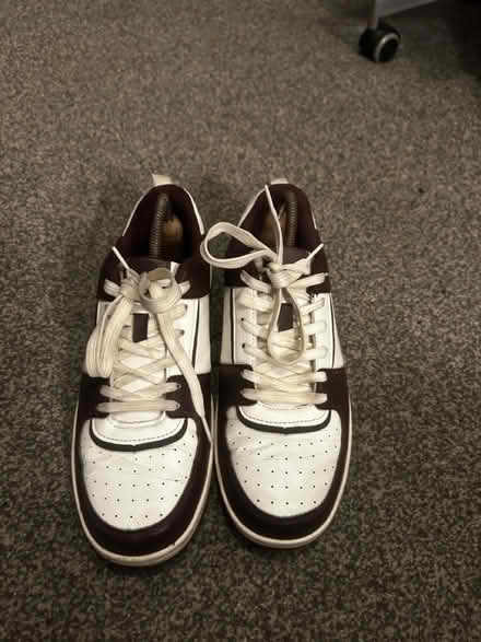 Photo of free White/Burgundy Sneakers (Hatfield AL10) #3