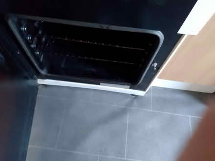 Photo of free Electric cooker (Harlow ,bishop Stortford,) #2
