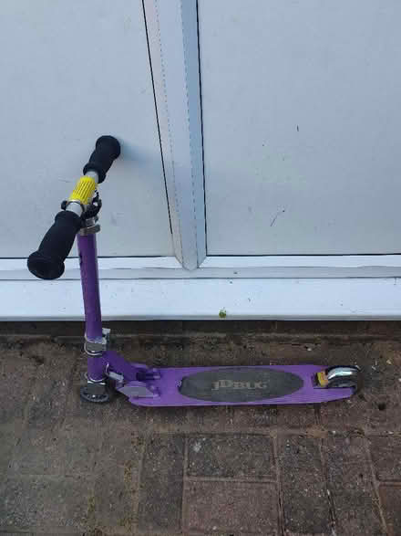 Photo of free Kid's scooter (Greenford UB5) #2