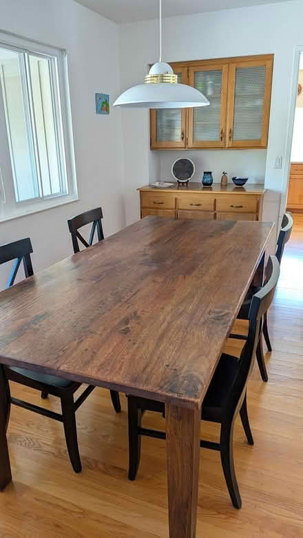 Photo of free white pendant dining light (Sunnyvale) #2