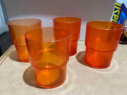 Photo of free Plastic beakers (Mitcham CR4) #1
