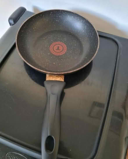 Photo of free Frying pan (Morningside) #1