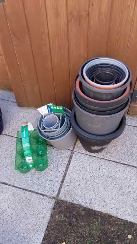 Photo of free Plant pots (mitchams corner CB4) #1