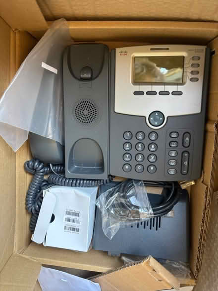 Photo of free 2 Cisco phones plus headset (SK17 Buxton) #1