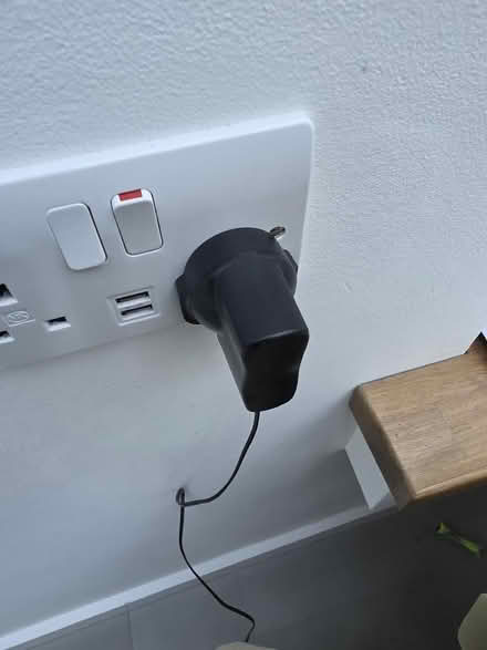 Photo of free Desk / Bedside Lamp, LED (St. Dunstan's CT2) #3