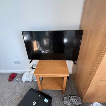 Photo of free 35 Inch tv (Hoo St Werburgh ME3) #1