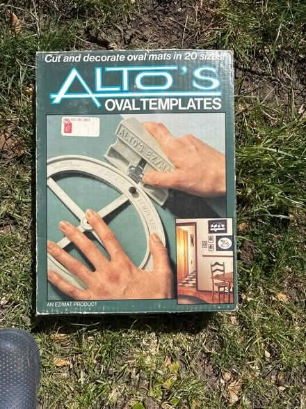 Photo of free Oval template cutter (Longcot SN7) #1