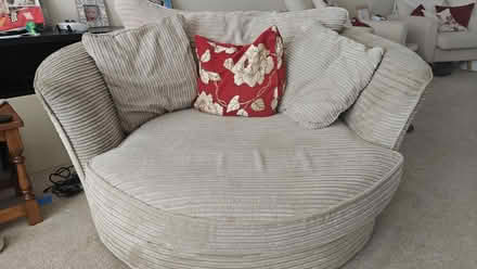 Photo of free 1x1 modular corner sofa and swivel cuddle chair (Hill Head PO14) #4