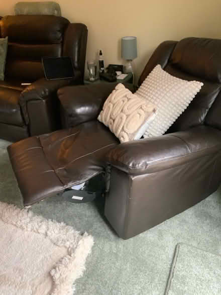 Photo of free 3piece suite (Braintree cm75gj) #2