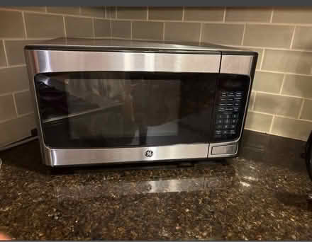 Photo of free GE microwave oven (North Wilmington) #1