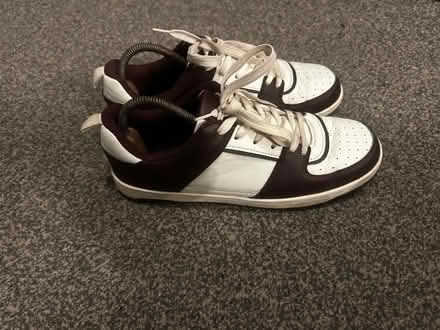 Photo of free White/Burgundy Sneakers (Hatfield AL10) #2