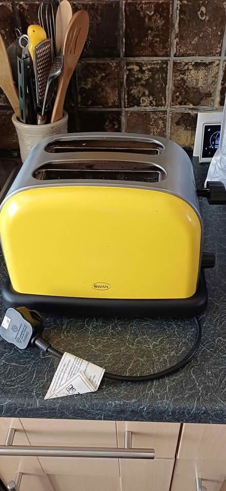 Photo of free Electric Toaster (Canvey Island) #1