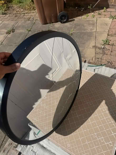 Photo of free Round mirror (SE28) #2
