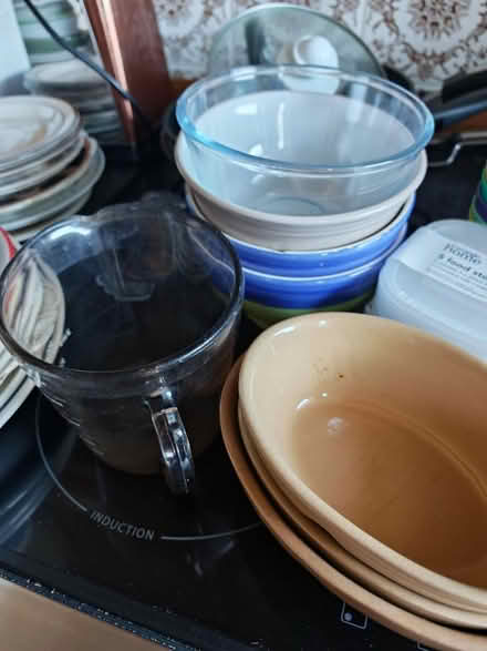 Photo of free Selection of crockery (Bromborough CH62) #4