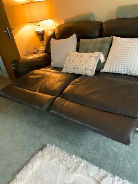 Photo of free 3piece suite (Braintree cm75gj) #4