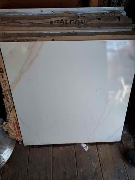 Photo of free Floor Tiles (Alexandra Park M14) #1
