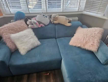 Photo of free Large blue sectional sofa (Eastwick KT23) #2