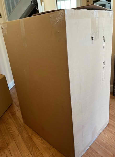 Photo of free Large Brown Cardboard Packing Box 114 x 60 x 80 cm (New Malden KT3) #2
