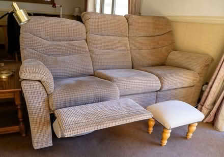 Photo of free G-Plan 3 seater settee (Hadleigh SS7) #1