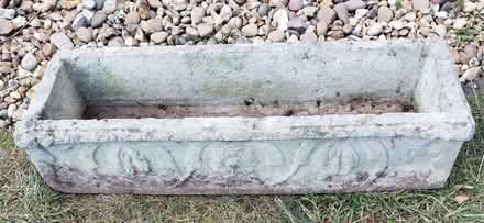 Photo of free Stone/concrete planter (Hurst Golf Course RG41) #2