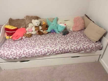 Photo of free Kids bed with mattress (TN2) #1