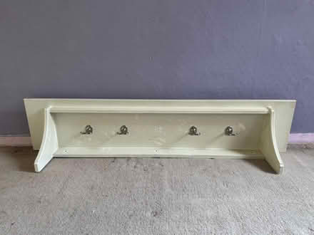 Photo of free White (Hat) shelf with coat hooks on underside (Far Bletchley MK3) #4