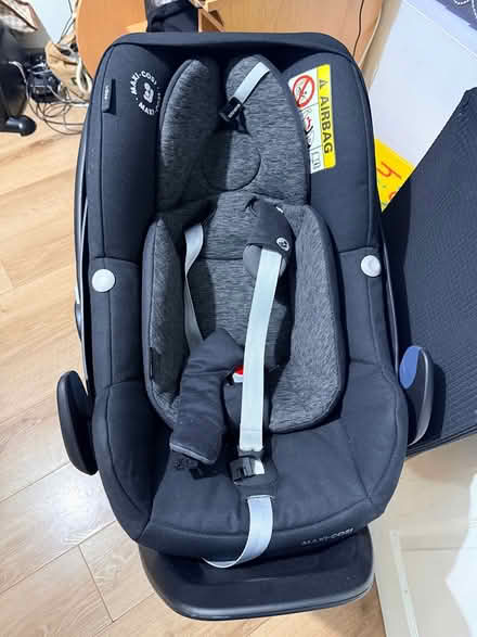 Photo of free Baby car seat (L4) #1