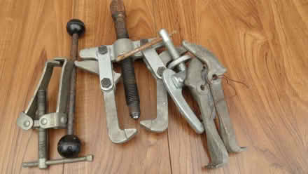 Photo of free Various gear and bearing pullers (Wilmslow SK9) #1