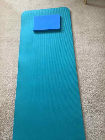 Photo of free Yoga/Pilates mat and head support (Kenilworth CV8) #1