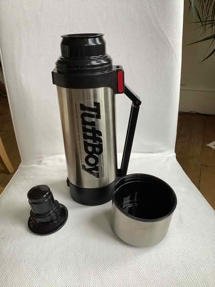 Photo of free Super-size drink flask (Eton SL4) #2