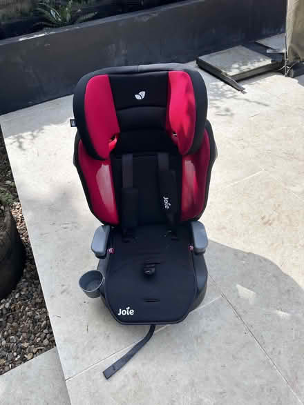Photo of free Jolie childs car seat (St Albans AL1) #4