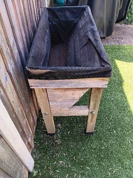 Photo of free VegTrug - Wall hugger planter (Ladywell SE13) #2