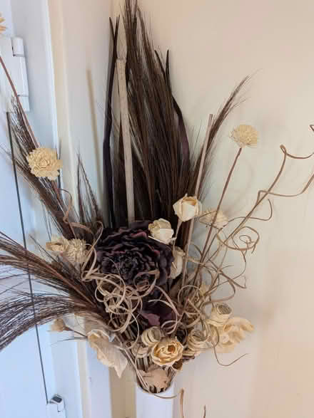 Photo of free Floral arrangement (Paignton) #1
