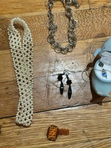 Photo of free Miscellaneous Jewelry (Bellrock area Malden) #3