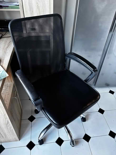 Photo of free Black office chair (Fillongley CV7) #1