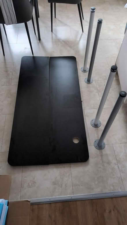 Photo of free Office Table (HA51NW) #1