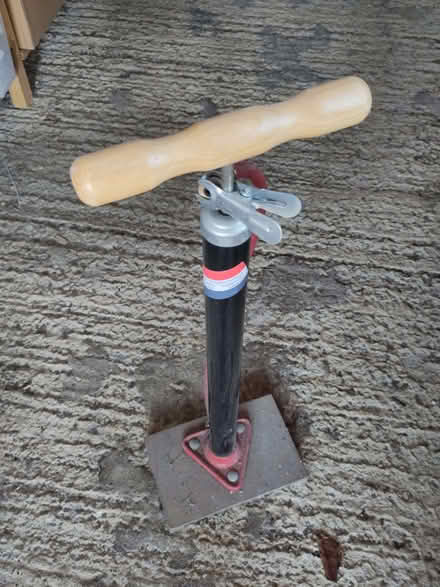 Photo of free Dutch bike pump (St Ives PE27) #1