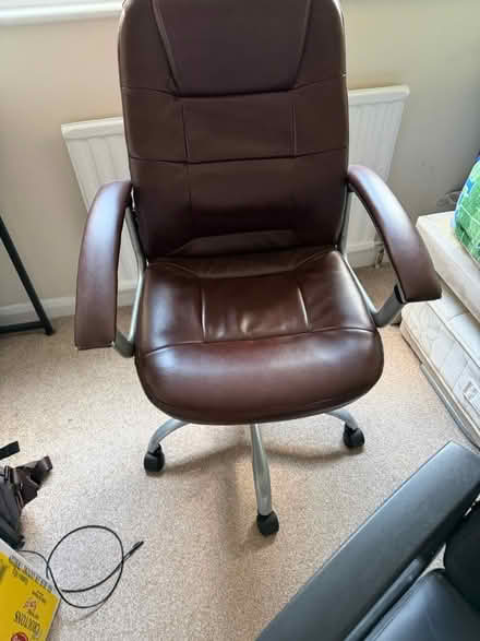 Photo of free Office Chairs (Borehamwood, WD6) #1