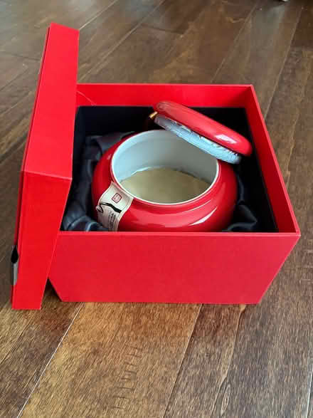 Photo of free Empty ceramic container & gift box (Sunnyvale - Homestead/Mary) #1