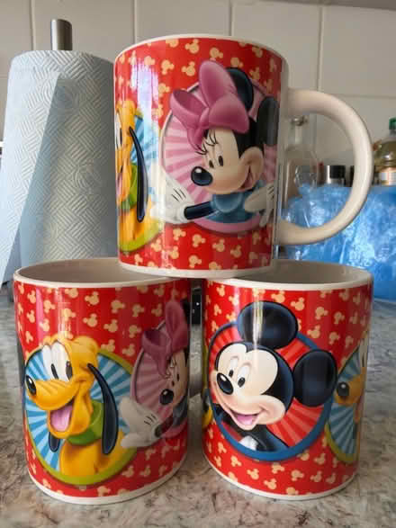 Photo of free Mickey Mouse mugs (Welling DA16) #1