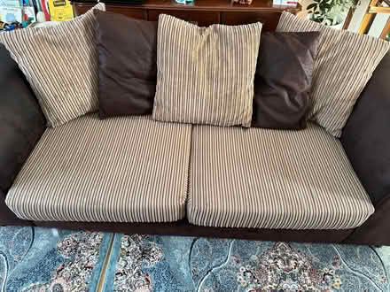 Photo of free Sofa 2+3 sets (wythenshawe M23) #3