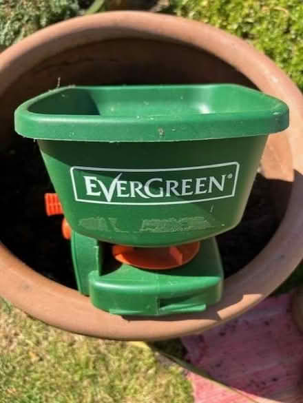 Photo of free Garden weed/feed spreader (Dedworth SL4) #1