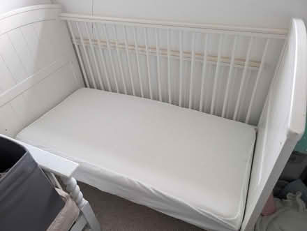 Photo of free Mamas and Papas Flynn cotbed (BR1) #2