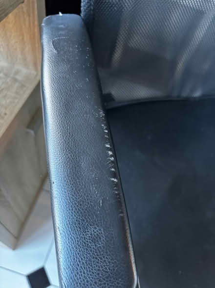 Photo of free Black office chair (Fillongley CV7) #4