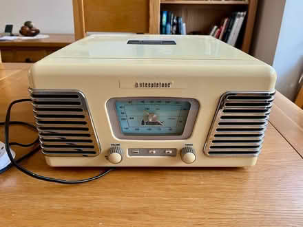 Photo of free Reproduction Retro Record Player (Barking IG11) #1