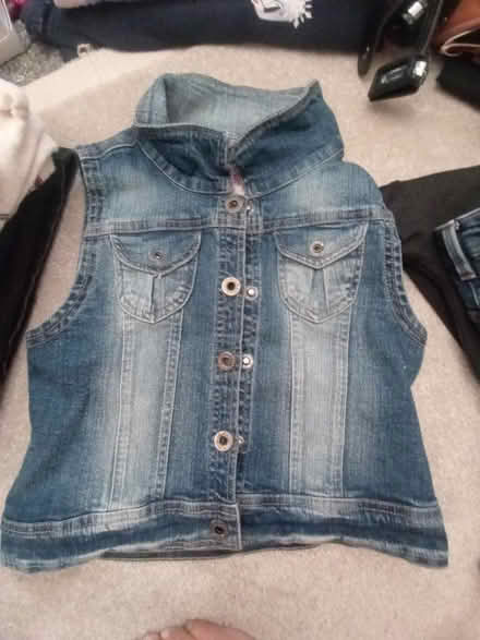 Photo of free Girls clothes (RG6) #3