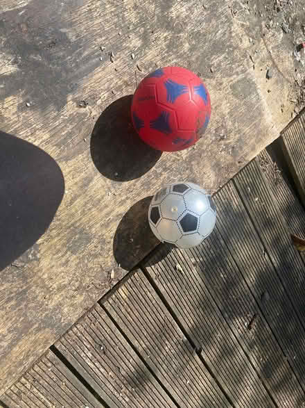 Photo of free Footballs x 2 (SE153BS) #1